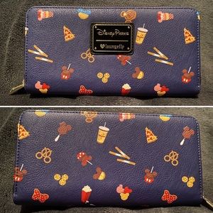 Disney parks Loungefly wallet snack food icon • NWOT • Retired • rare
